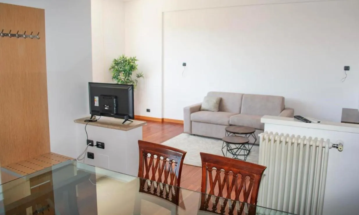 Apartman Stella Polare Walking To Beach And Train Lido di Ostia
